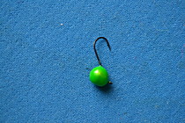 мормышка на зубаря и навагу- вольфрамовая икринка с ушком № - 6.5 мм зеленый Уф зимняя блесна на ленка и гольца