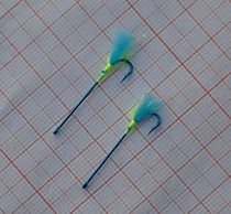 Бородки на корюшку на длинных ярко синих крючках № 5 мм (Maruto 3300 #10 Light Blue)