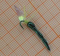 Фосфорная вольфрамовая мормышка блесна на корюшку зеленый Бокоплав - 20 мм с крылом Радужный Фосфор фирмы Моринген - Япония( 1.3 граммам)