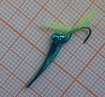 зимняя вольфрамовая блесна на корюшку креветка  ярко зеленая . вес 1.1 грамма 