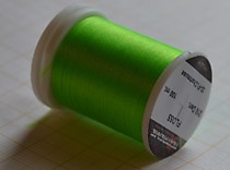 Материал для самодуров на корюшку. Шелк,фирма "Текстрим" ультрофиолет, длинна 100 метров,цвет-салатовый. TEXTREME 210Den Fl.Chartreuse